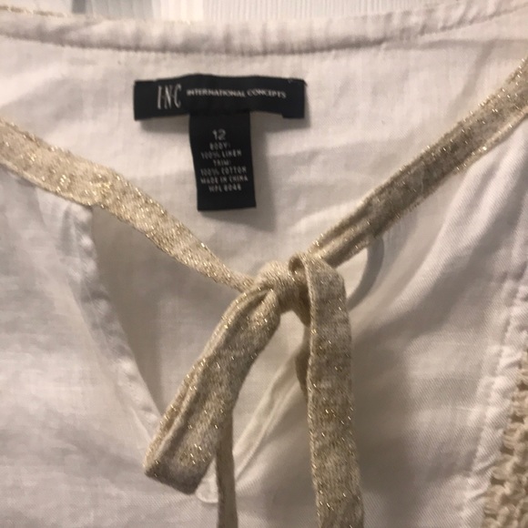 Unique top! - Picture 4 of 4